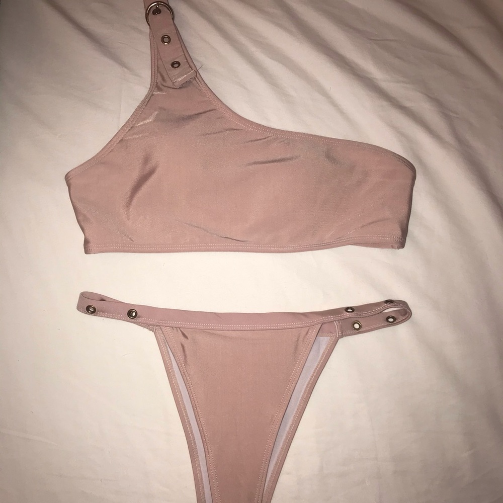 Light pink/nude two piece bikini! Great condition